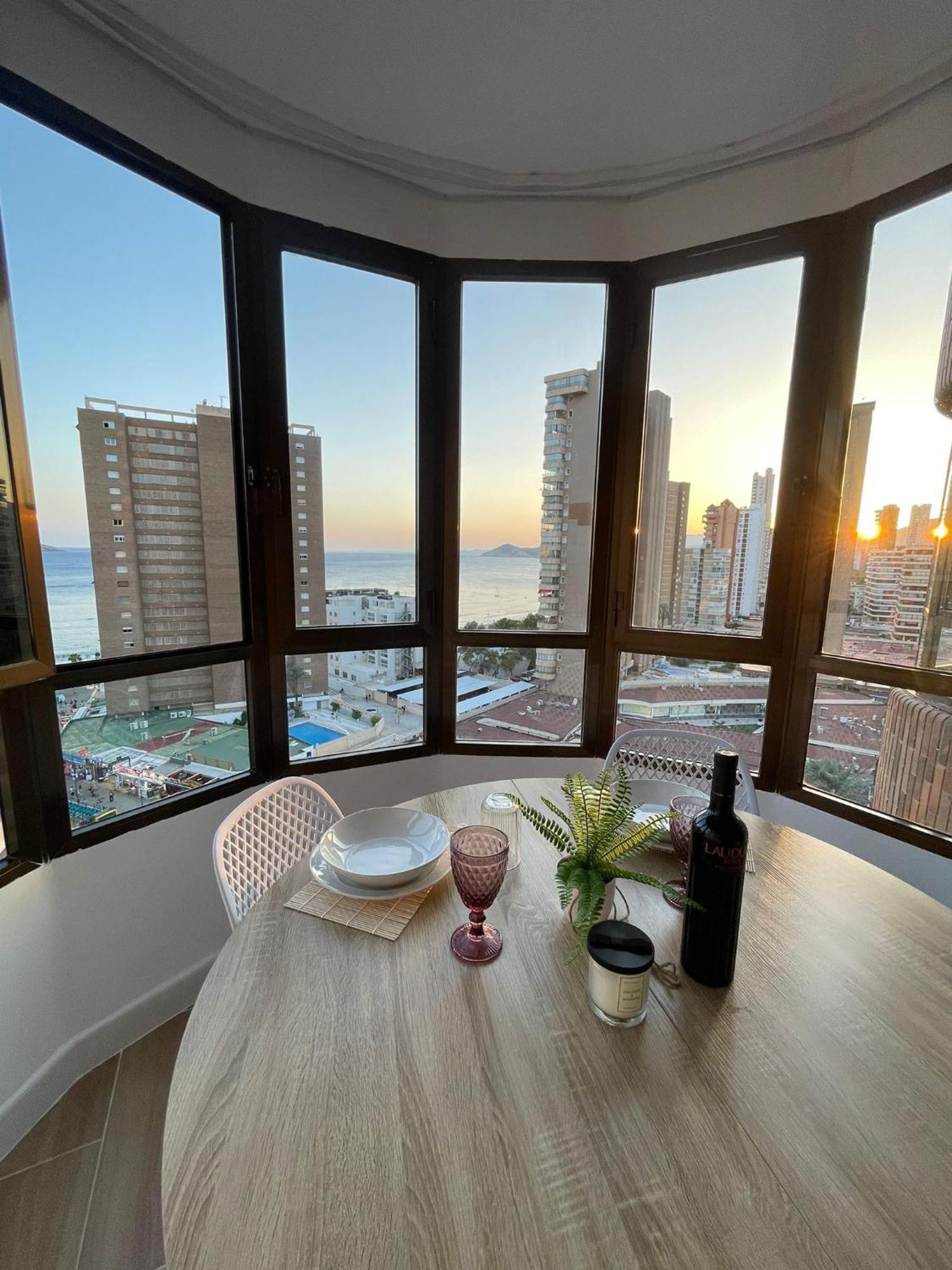 Suite Panoramic Benidorm Eksteriør billede